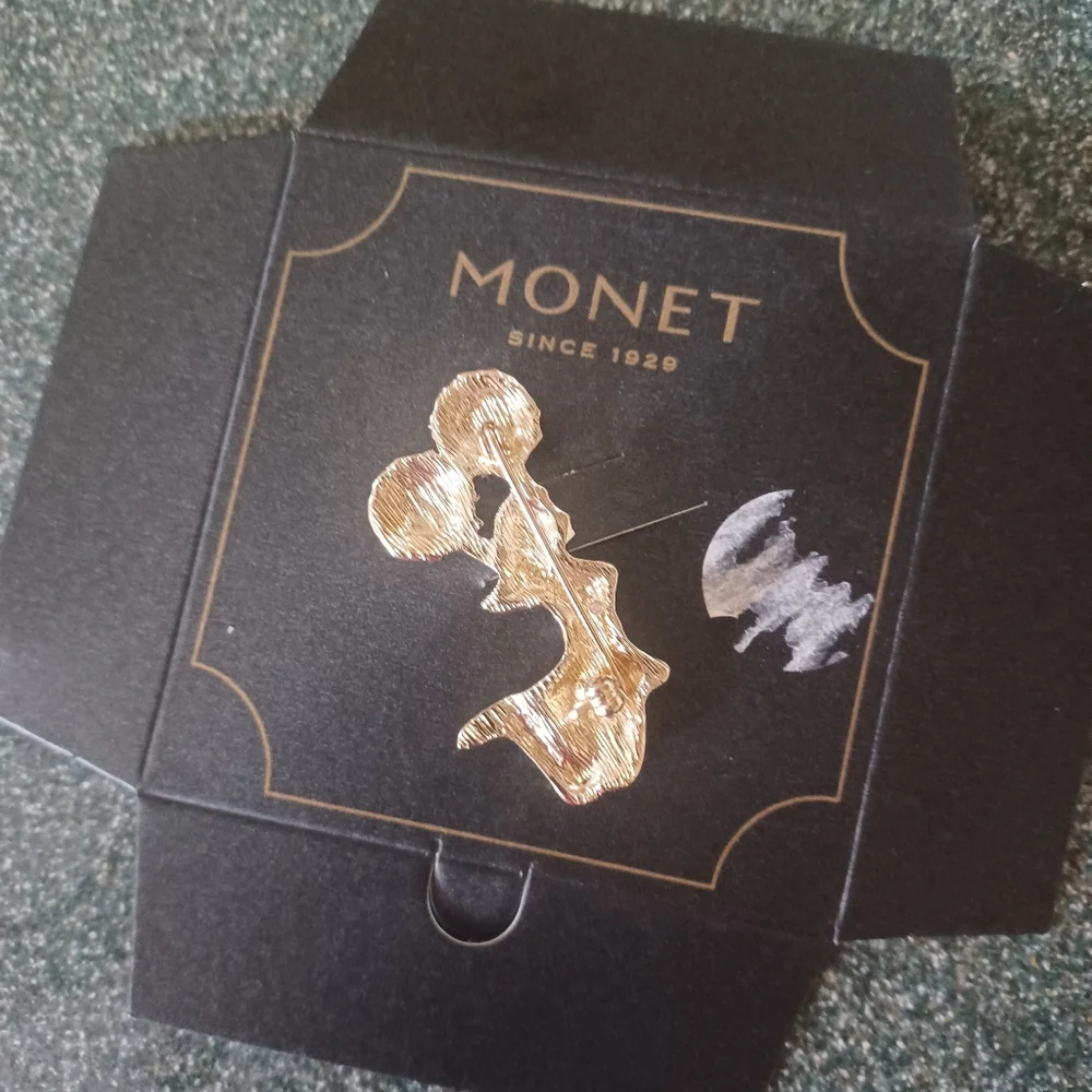 Monet Cheerleader Brooch Pin Red White Rhinestones Goldtone‎